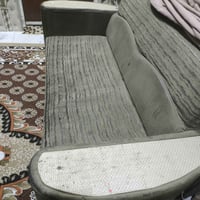 تخم وديــوان • ٢٥نفر • خشب وسفنج