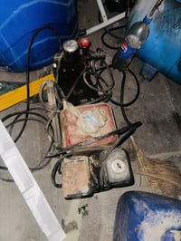 اخوان هذني غراض كلهن للبيع تاروسه مال هوه شغاله كامله ماطور مي دفع قوي...