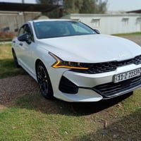 كي فايف . K5.   موديل  24  جيتي لاين  شاشه كبيره رقم بغداد  السياره جد...