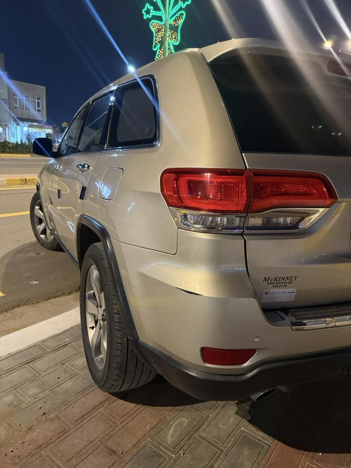 سلام عليكم جيب كران شيروكي لمتدد السياره فول مواصفات واحد علئ واحد السياره رقم بغداد انكليزي تحويل موباشر ثاني
يوم
السياره تخم تاير جديد
تدفئة تبريد
مكينة ستة سلندر 3600
السياره فتحة
كشنات الكل كهرباء
جنطة كهرباء
مكان السياره كربلاء المقدسة
رقم الهات***********
