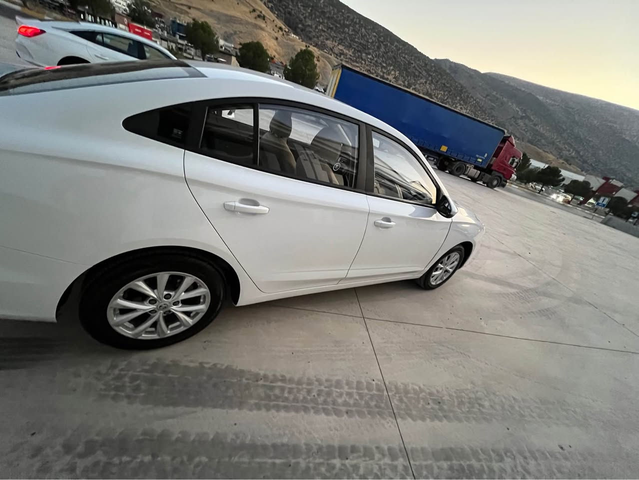 Mg. 5. 2025.  25-000km.    سياره كه نمونه له جواني تنها يك پارجه بوياخ بي ناوكرتن. شوين سوران *********** سوران, أربيل
