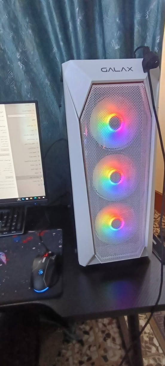 السلام عليكم pc كيمنك
تجميعه كاملة من كل النواحي 
كيس كيمنك شركة جالكس 
i5 1400f
كرت شاشة GTX1650
Ram 16 ار جي بي 
SSD 128
HDD 1tb
باورسبلاي 550
مذربورد 510 ازوس 
كيس ابيض اللون كيمنك رامات ار جي بي 
مراوح ار جي بي 

شاشة كيمنك افيترون حجم ((27)) 
hz 180 4K ار جي بي خلفي 
ميز كيمنك ار جي بي لمس جديد نضافة 100/100 
كراسي كيمنك عدد 2 واحد جديد توني مشتري بي مساج كهربائي ولثاني شوي تعبان يعني لسفنج مضغوط شوي 
كيبورد بلودي ميكانيك ار جي بي 
سماعات كيمنك محيطي 
سماعات مكتبيه 
ماوس بلودي كيمنك 
يوبي اس 
حسابين ستيم من ضمن الالعاب اللي بيهن gta5 و فورزا هورايزن 5 
كامرة 4k فول وضوح 
ماكلك حاسبة نضيفة واكلك هيج وهيج تعال وشوف بعينك عينك تحكم ع نضافه القطع ضمان انطي بيهة سنتين حاسبة كاملة من كل النواحي من كلشي كاملة ونضيفه 
مكاني بغداد مدينة الصدر
*********** موجود واتساب
