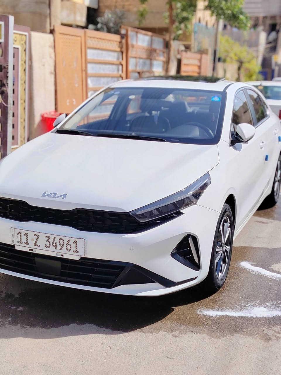 السلام عليكم
K3 موديل 24
للبيع فول مواصفات
رقم بغداد السياره ماشيه ٢٥ الف 
مكاني بغداد حي العلام
***********
