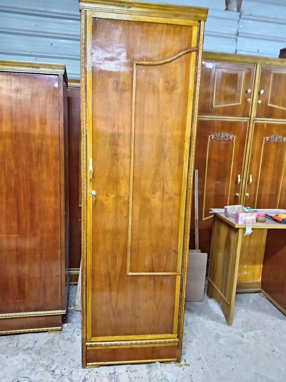 كنتور بابين ١٥٠ وباب واحد ٦٠ وثلاث بوب ٢٠٠ حطاطة نضيفاات درجة اولى بيهم مجاال بسيطة ع السعر مكان بعقوبة موجود مراوس @إشارة


**إذا كنت صاحب هذا الإعلان وتريد حذفه لأي سبب، رجاءا أرسل رسالة إلى الدعم الفني**