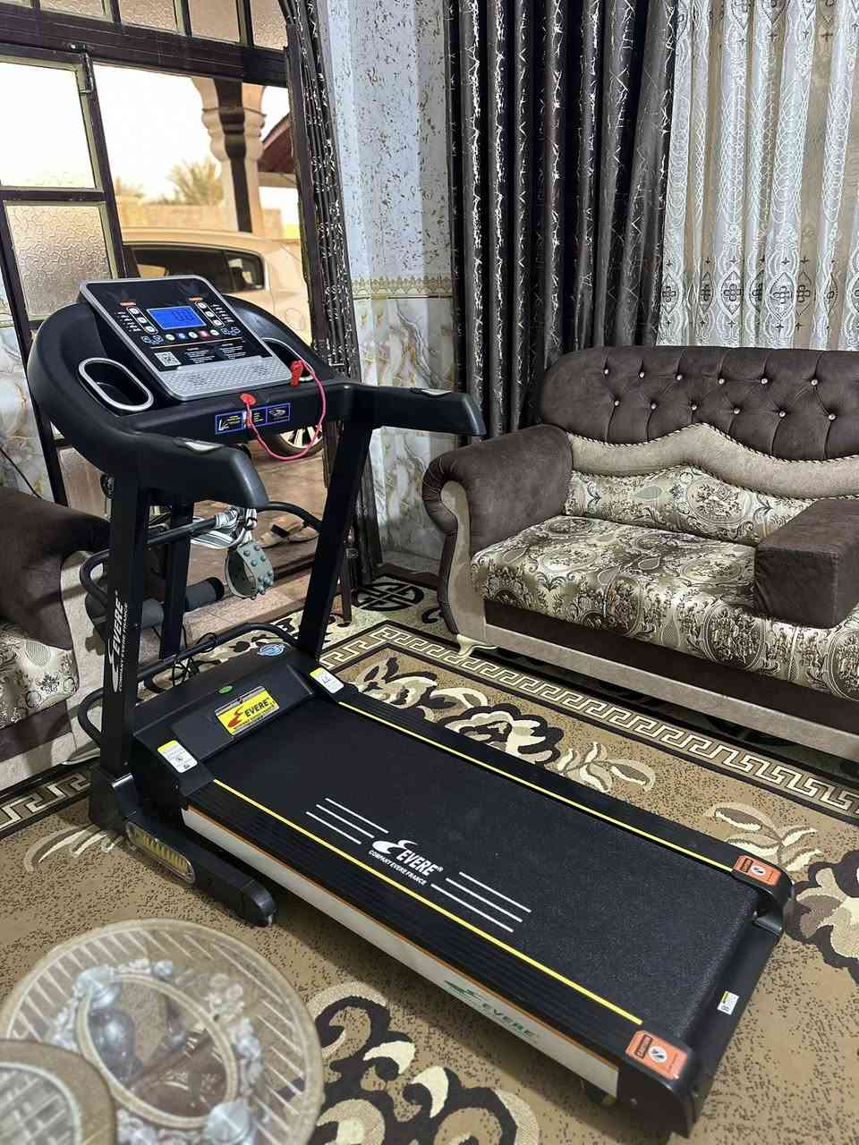 متوفرة اجهزة رياضية 
 واتساب ***********
