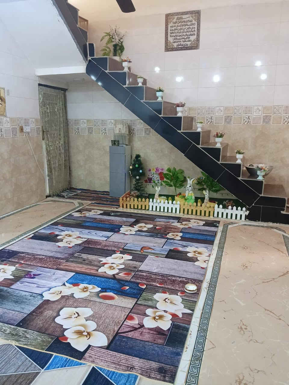 بيت للبيع مساحة 157متر شارع 10 مترحي الحكيم شارع سكلة زرزور كافة الخدمات مرقم بلدية
السعر 40 و بي مجال 

للتواصل ***********
