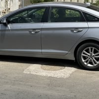 للبيع سوناتا 2017 وارد امريكي ضررهة فقط الدعامية الامامية وبيهه بارد ب...