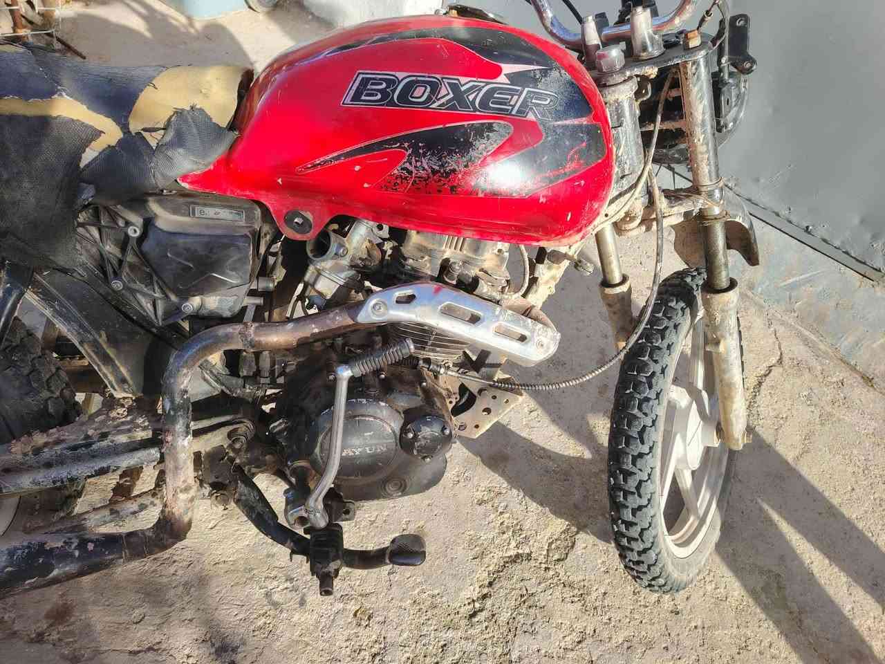 لبيع لبيع
بوكسر علاوضع الشركه 
السعر150قفل
***********
