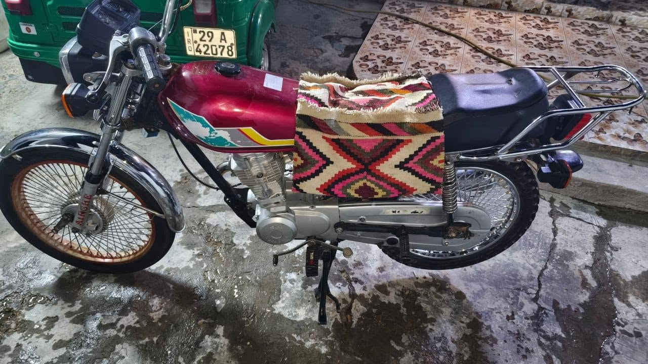 السلام عليكم
دراجه للبيع موديل 2019 بيهه ورقتين
محرك خير من الله كهربائيات كلهه شغاله سعر 400 وبيهه مجال بصيط مكاني واسط العزيزيه
***********
