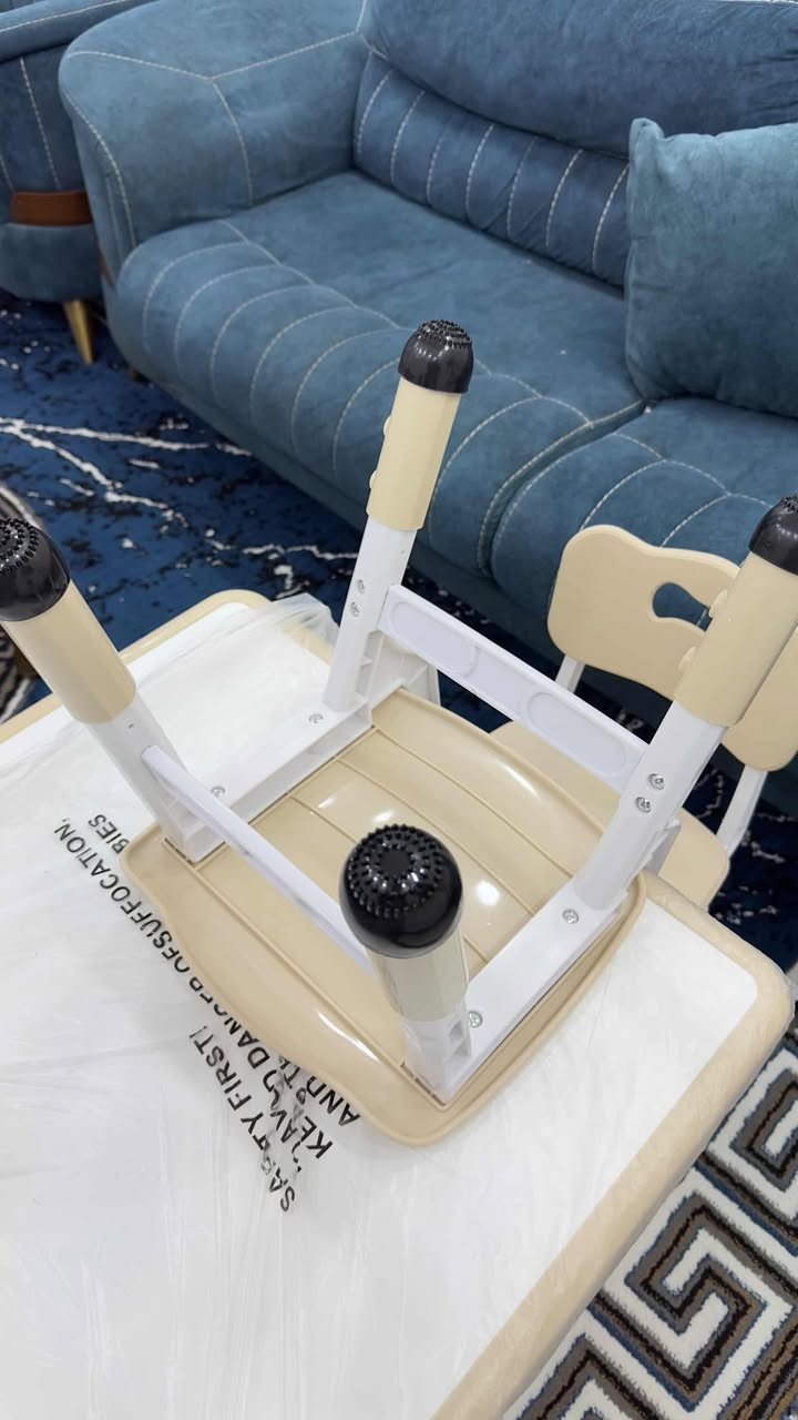 ميز وكراسي 2
كوالتي عالي جدا 
50 الف 
يوجد توصيل لجميع المحافظات


**إذا كنت صاحب هذا الإعلان وتريد حذفه لأي سبب، رجاءا أرسل رسالة إلى الدعم الفني**