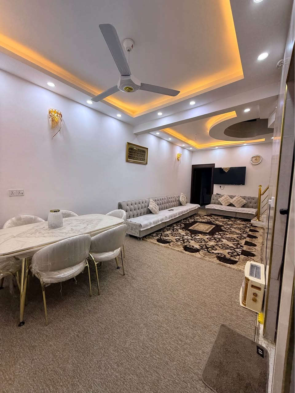 دار للبيع سند طابو ملك صرف

المساحة 120 متر واجهة 6 عمق 20 

الموقع حي الحدباء قرب جامع الغفران

طابقين 4 غرف نوم 

بناء مرتب جاهز للسكن

للاستفسار الاتصال بالارقام

***********

***********

او مراجعة مكتب بيت الحضارة للعقار الكائن في حي الوحدة قرب سانكو مول وجامع الودود موصل, نينوى
