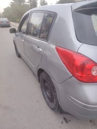 فيرسا 2009 مكينه ال 2000 مصبوغه حزام مكينه كير تبريد تتفئه صدر  تخم تا...