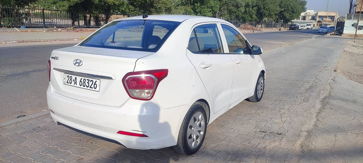 سلام عليكم هونداي ايتن موديل 16رقم نجف جديد السعر83 وبيها مجال سيارة مكفوله ***********
