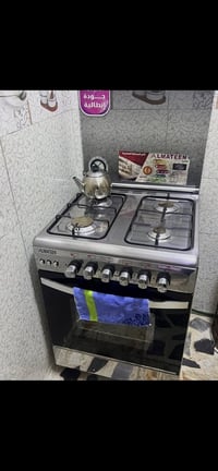 طباخ • ثلاجة • حي لعامل