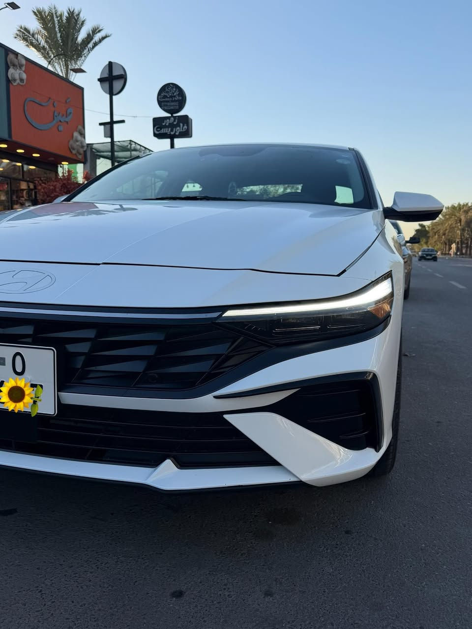 النترا 2024 أمريكي فئه لمتد رقم اربيل
حادث فقط تبديل دعاميه بلاستك الخلفيه اصلي شركه 
مكفوله من الصبغ والبارد والتبديل ومن كلشي 🌷صور الحادث مرفقه مع الصور 🌷***********🌷 فقط اتصال أجاوب 
العنوان بغداد زيونه مجاور مول زيونه 
مكينه 2000 دوش 
وبقيه الموصفات لمتد معروفه اعلى الموصفات في النترا 
السعر 188 وبيها مجال بسيط👍 ،،خواتها اسعارها كلها شدتين ❤️
