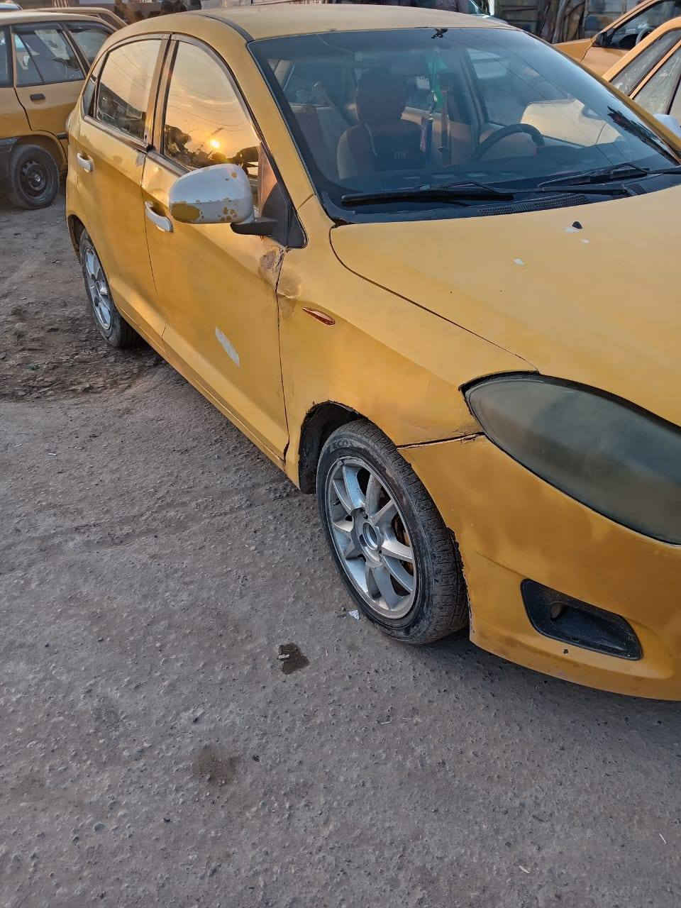 السلام عليكم شيري فلاوين ٢٠١٣سياره جاهزه وحلوه محرك وكير كفاله حداديه زينه تخم تاير جديد سنويه منتهيه غرامات مصفره هيئه ما داكها راعيها بلبصره ما اندله جان رقمه عندي وضاع سعرها ٢٠وبيها مجال ***********
