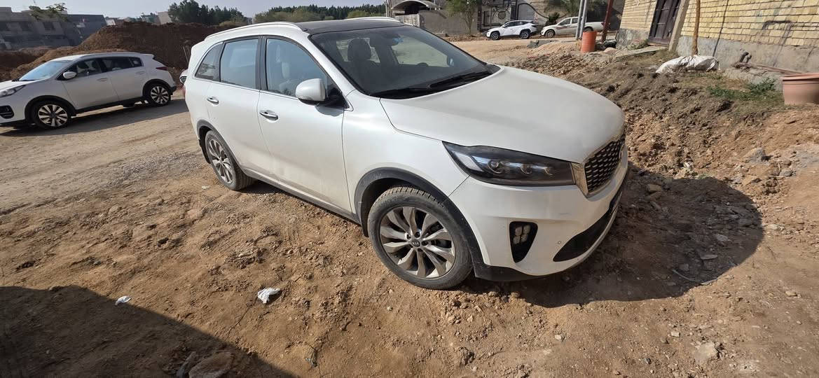 السلام عليكم سورنتو خليجي موديل 2018 اللون ابيض محرك 6 سلندر كفالة عامة فول مواصفات عدا الكشنات ماشية ١١١ الف تخم تاير ادامه كامله كير محرك كفاله المكان كربلاء رقمها كربلاء مميز السعر 248  للاستفسار ***********
***********
