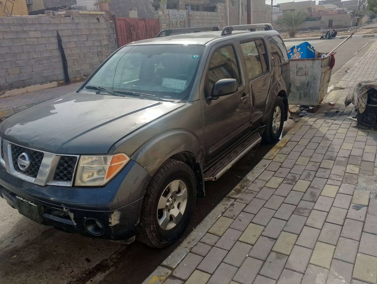 السلام عليكم اخوان نيسان باثفندر 2007 رقم بغداد انكليزي وارد امريكي ضرار جاملغ امامي فقط ماشيه 158 سياره حلوه حيل مكينه بيها صوت ابيع كايمه كير صدر باتري كله جديد السعر 52  السياره بدون صبغ ابد رقم الهاتف ***********
