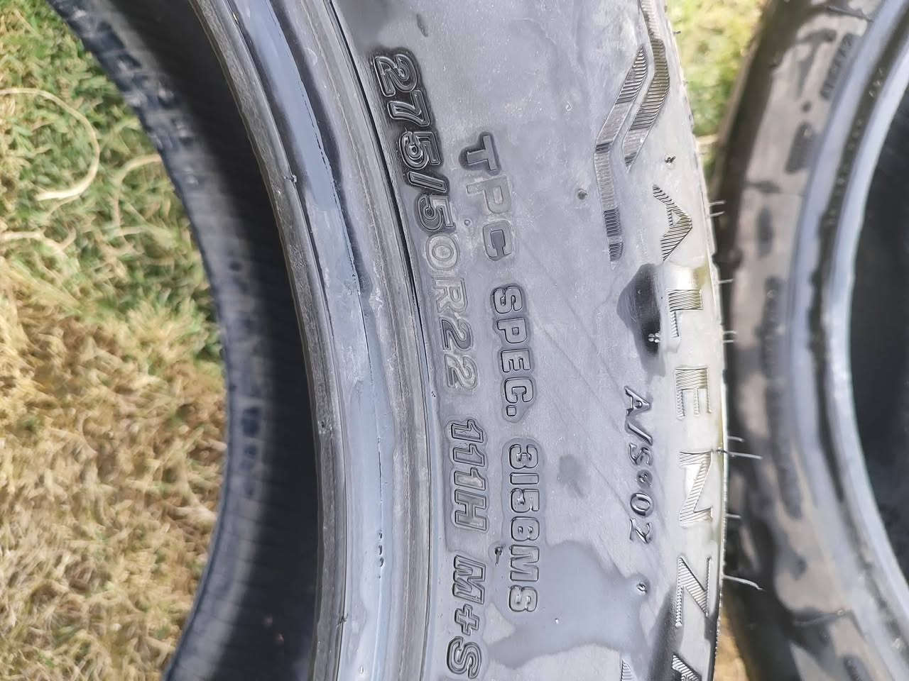 السلام عليكم تخم كامل برجستون  تايرات حجم ويل 22 نضيفات استخدام اسبوع فقط مكاني بابل السعر 950 
***********
