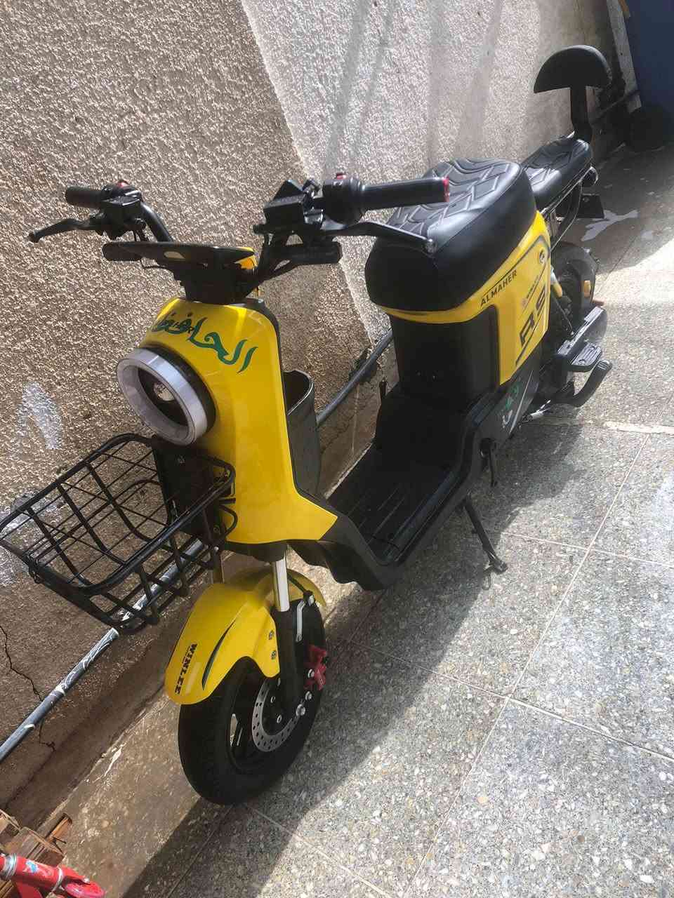 السلام عليكم R9 للبيع نضيفه كلشي مابيها سعر خاص


**إذا كنت صاحب هذا الإعلان وتريد حذفه لأي سبب، رجاءا أرسل رسالة إلى الدعم الفني**