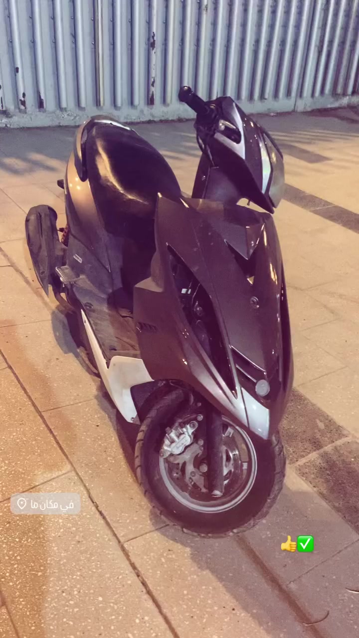 سلام عليكم
جي تي ار للبيع 
المكينه مفتوحه 
بيهه زوج كلجات دوشي 
بيهه قبق فلاوين 
اشايرهه موجوده بس مشادهن 
السعر خاص 
مكاني بغداد شعب 
رقم. ***********
