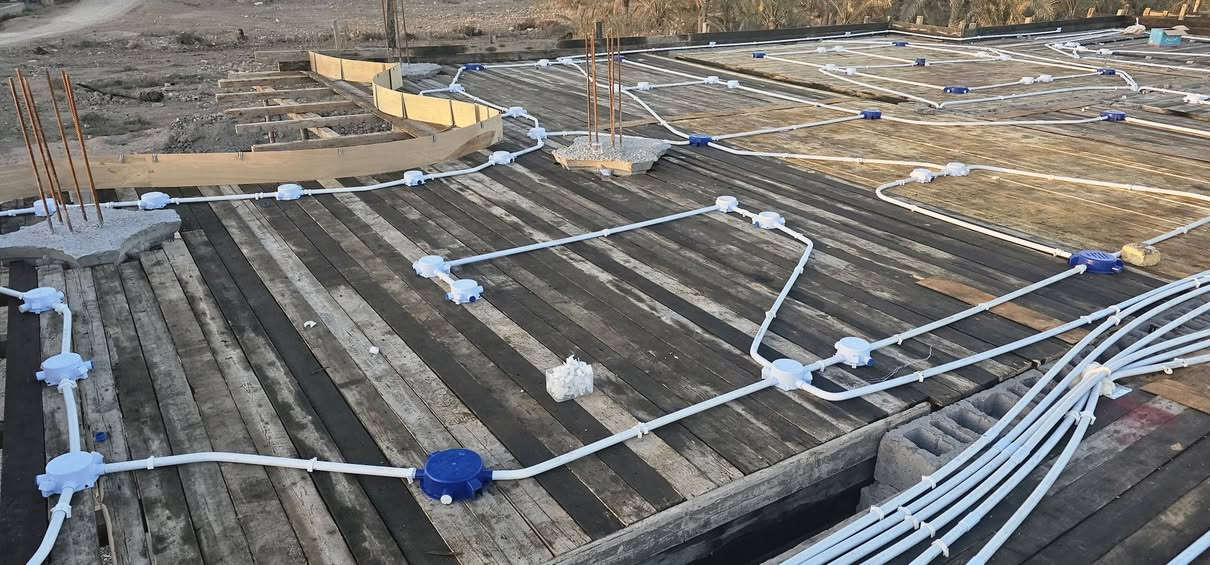 *********** واتساب 
***********
كادر الأنوار التأسيس الكهرباء 
الحديثة بروفايل منظومة كاميرات
 منظومة إنترنت 
 مستعدون العمل في جميع أنحاء البصره القرنه المدينه الدير
