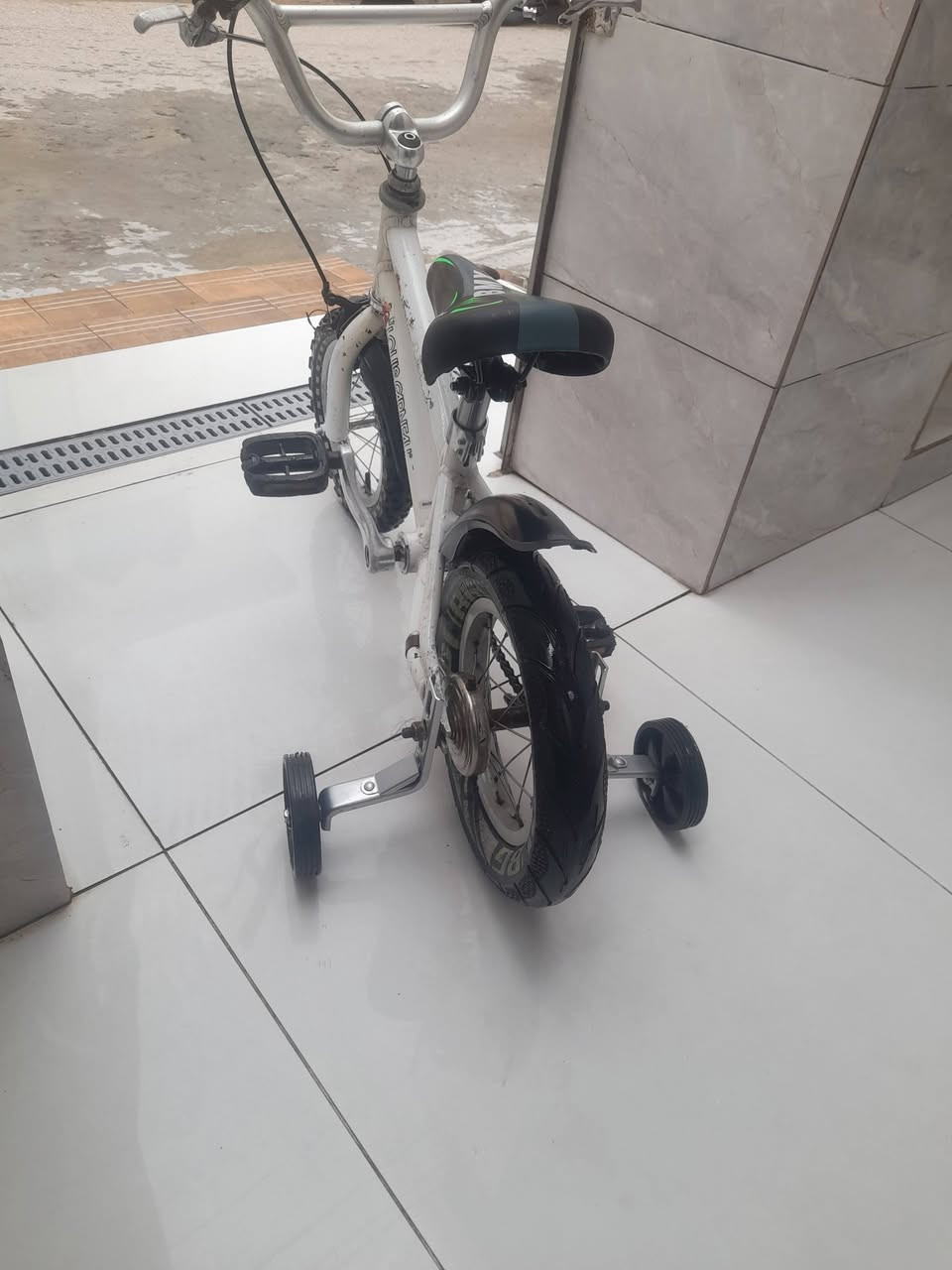 السلام عليكم متاح باسكل أوربي نوعية ممتازة كامل من كلشي اي نقص مابي السعر ٣٠ الف حجم الباسكل ١٢ بعقوبه التحرير *********** هذا الرقم بي واتساب
