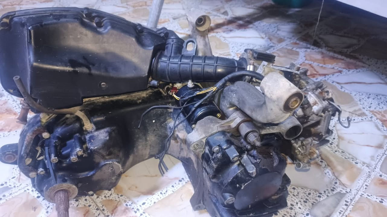 مكينه فورزه0/9نضيفه اوشغاله اوكل غراضها بيها حتى لكزوز موجود بيها بس بكن او السعر 400الف الياخذه رقم الهاتف ***********
