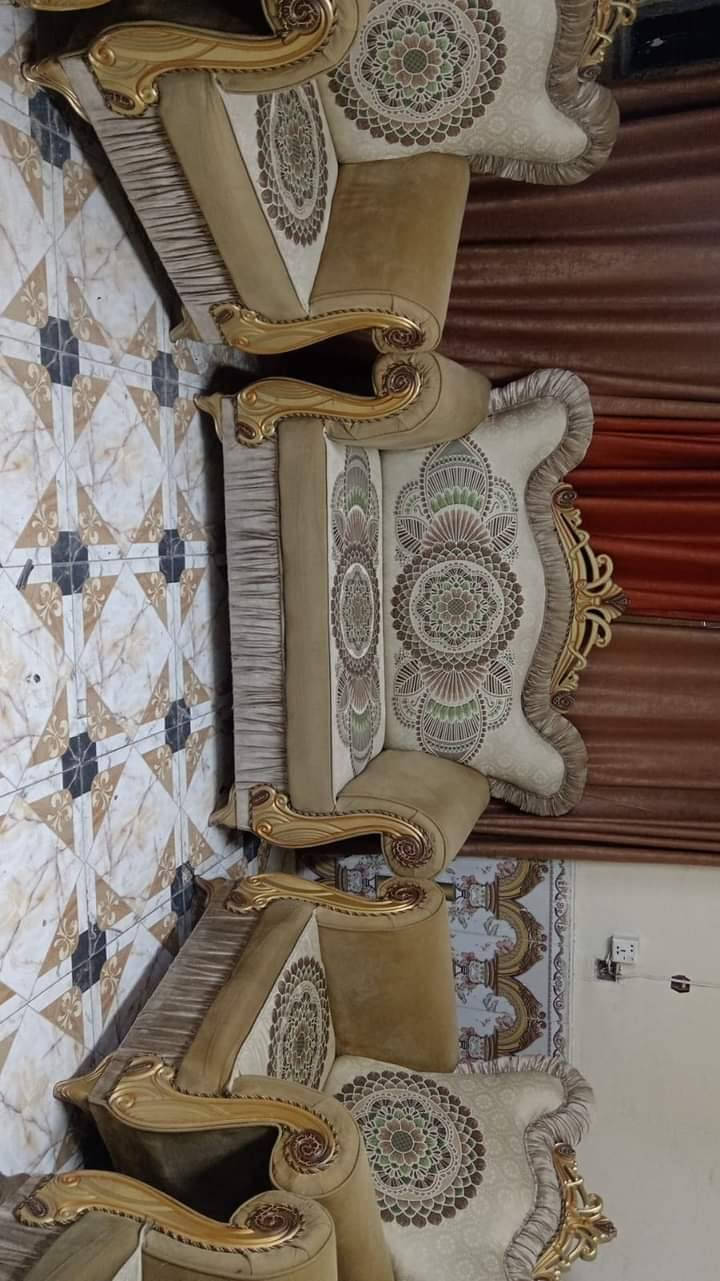 تخم تركي نظيف جدا ١٠ مقاعد للإستفسار الاتصال بالرقم ***********
