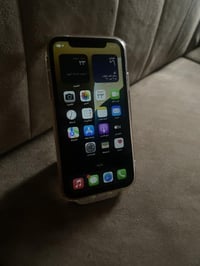 آيفون اكس ار • بطارية ٧٦ • فطر اسفل الشاشة