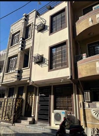 للبيع مشتمل حديث  بناء 2020 ( موقع مميز )  المساحة.  45  متر   واجه   ...