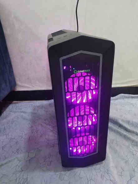 الكيس البيع السعر 350
المعلج i3: 10100
البورد H510 PRO
 الكارت 8G RX 580  
الرمات 16 تردد 3200
الهارد 128 وندوز الصلي مفعل
البور السبلاي 650 واط الصلي
المبرد ارجبي
كراتين القطع موجوده
الكيس جديد وشرط الفحص
واساب ***********
