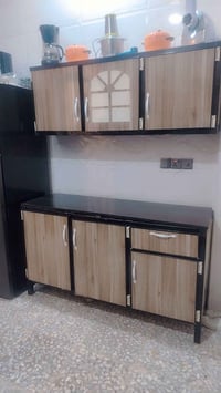 كاونتر للبيع السعر 150 العنوان الدورة 07718651168