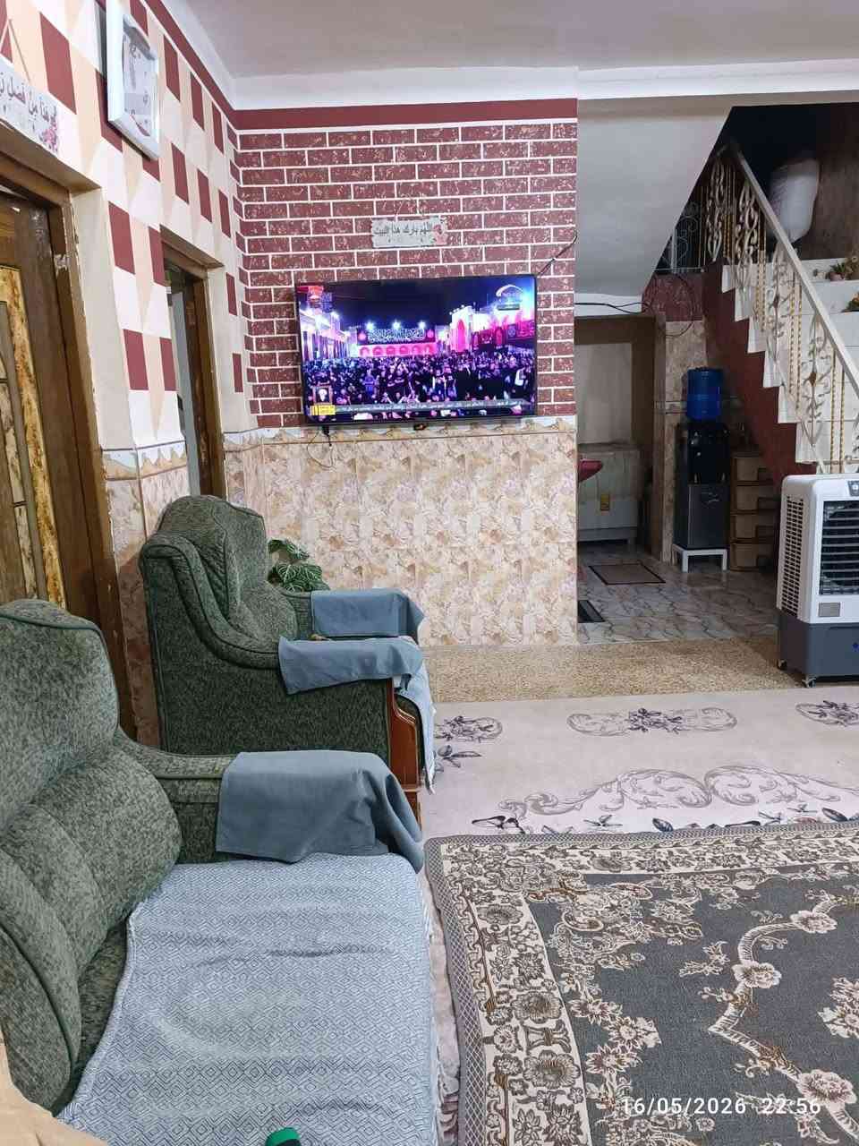 بيت طابو صرف للبيع
******************
المساحة ١٥٠ متر
طابق واحد
الواجهه ١٠ متر
النزال ١٥ متر
***************
الموقع حي الشرطة
ثاني بيت عن الركن 
وعن الشارع العام
****************
يحتوي على
٢ غرف نوم 
براني 
صالة 
مطبخ 
صحيات داخلي وخارجية
********************
للاستفسار اكثر مراسلة ***********
