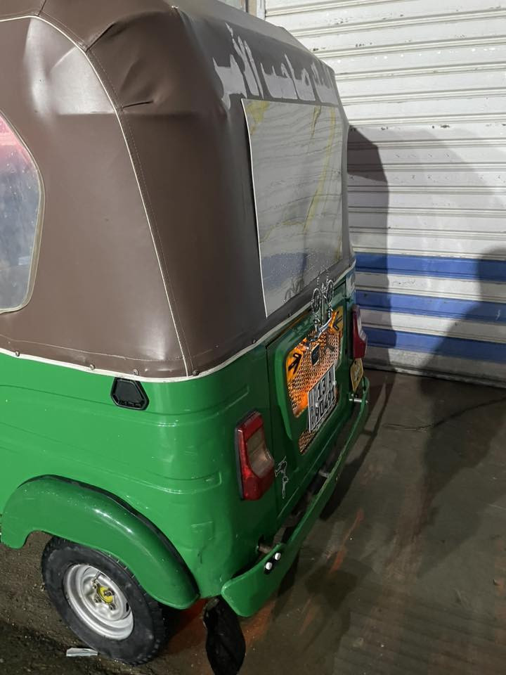 تكتك للبيع مديل 22شهر 11
بيها رشه لغد ومكينه مجفت بوش وبستم
للاستفسار ***********
