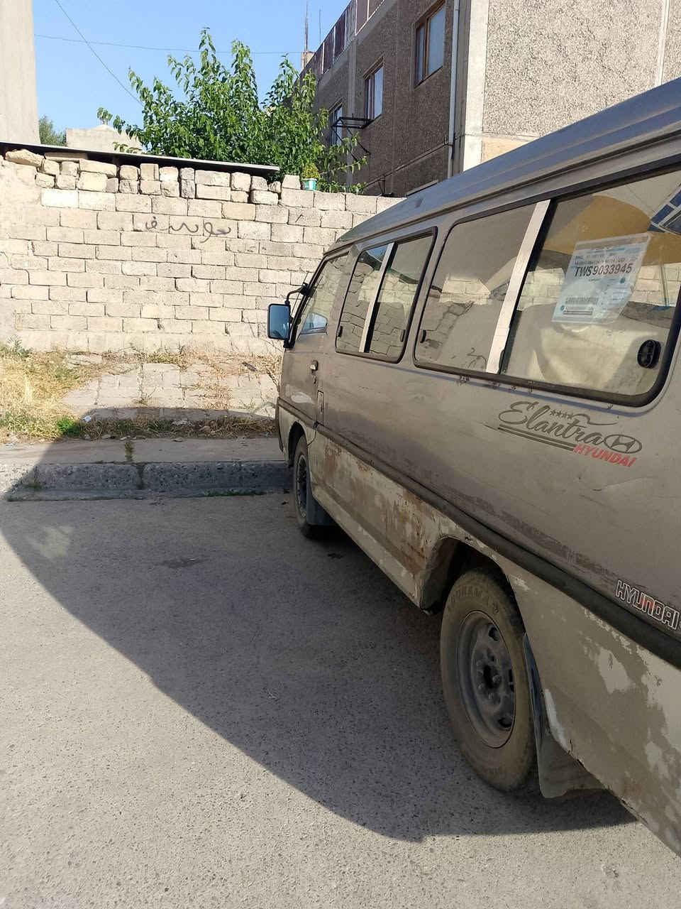 سلام وعليكم كيا هونداي للبيع موديل 94 شرط الوكاله والتحويل محرك صار سبوع من عمرتو السياره كلها شرط من الدعاميه للدعاميه السعر 27 وبيها مجال شويه للاستفسار الاتصال على الارقام التاليه *********** ///////اسيا ***********
