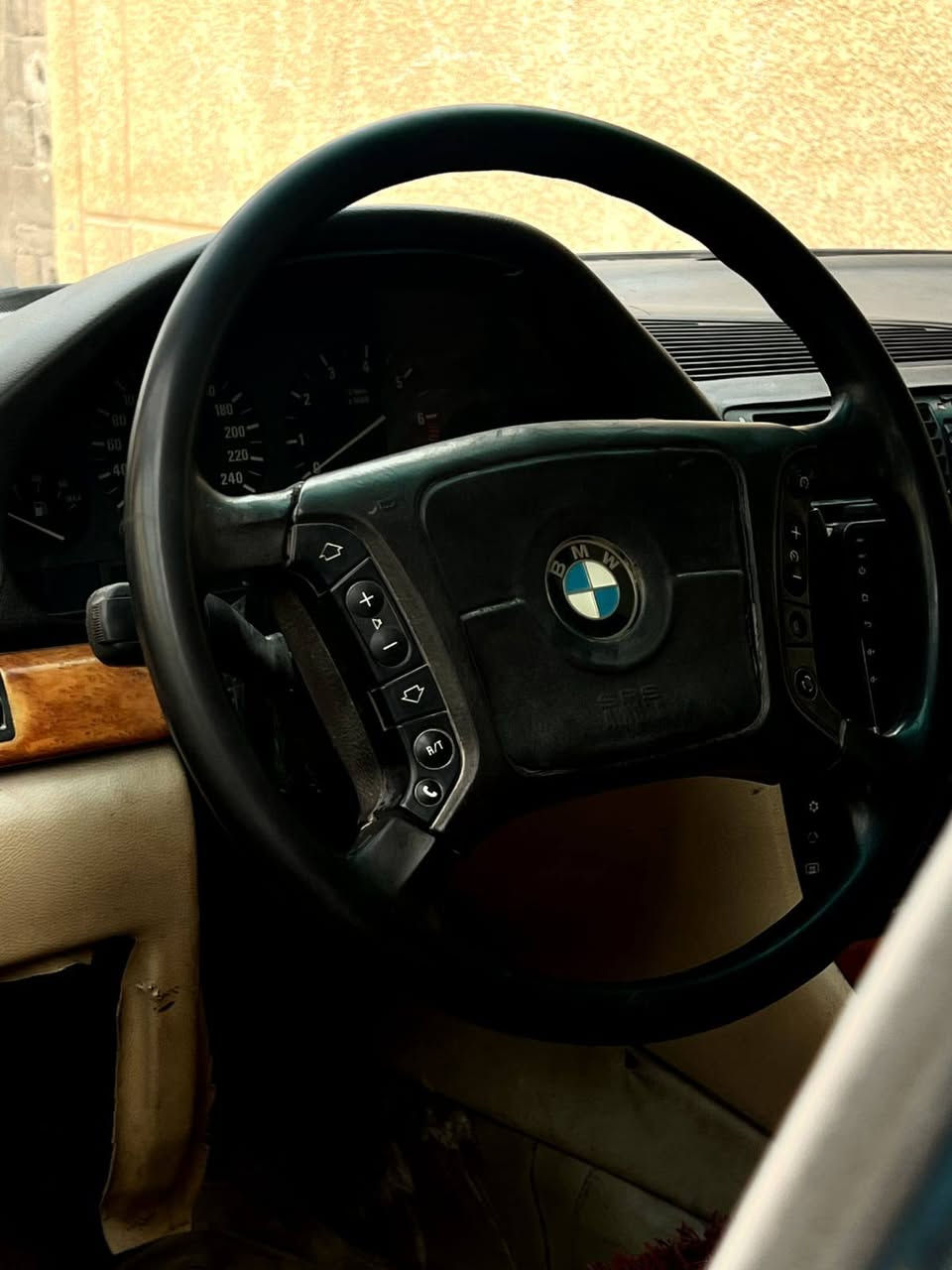 السلام عليكم للبيع او مراوس بي ام كاسحه 740   السياره حلوه يرادلها ترتيب كهربائيات الجام  
شاشه تخم تاير حداديه حلوه السياره
*********** واتساب 
*********** اتصال 
للاستفسار اكثر اتصل 
السياره عليه 15 ورقه لراعيها  تنزل من السعر السياره ابو الخصيب, البصرة
