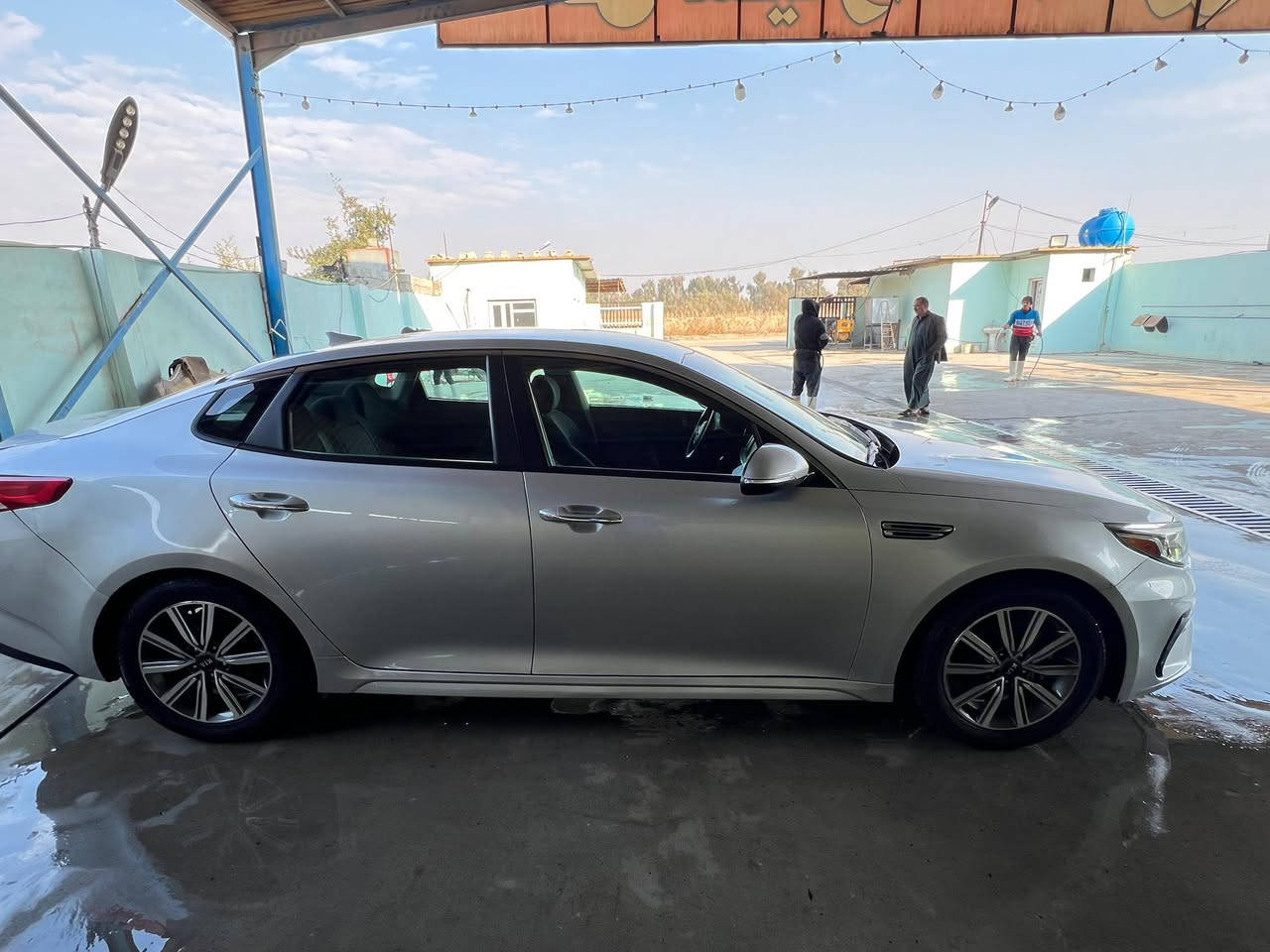 كيا اوبتيما 2019
وارد امريكي
صور الضرر مرفقة
جاملغ خلفي وقبق صندوق رجعن بارد على وضعهن من سنة 2021 
وصار بيها ضرر ابواب ثنين جهة الراكب وتبدلن نفس اللون
السيارة لحد الان بدون صبغ (شي بسيط جدا بالدوسة)
مواصفات عادية FE
كير ومكينة وتبريد وصدر وكهرباء كلها مكفولة وبدون نقص
حساس حجر البيئة مأشر  على وضعها معيوفة من اشتريتها 
ماشية 65 الف ميل 
بأسمي اربيل
السعر 135 
مكانها بغداد او ديالى

+964 772 349 0336
د.علي
