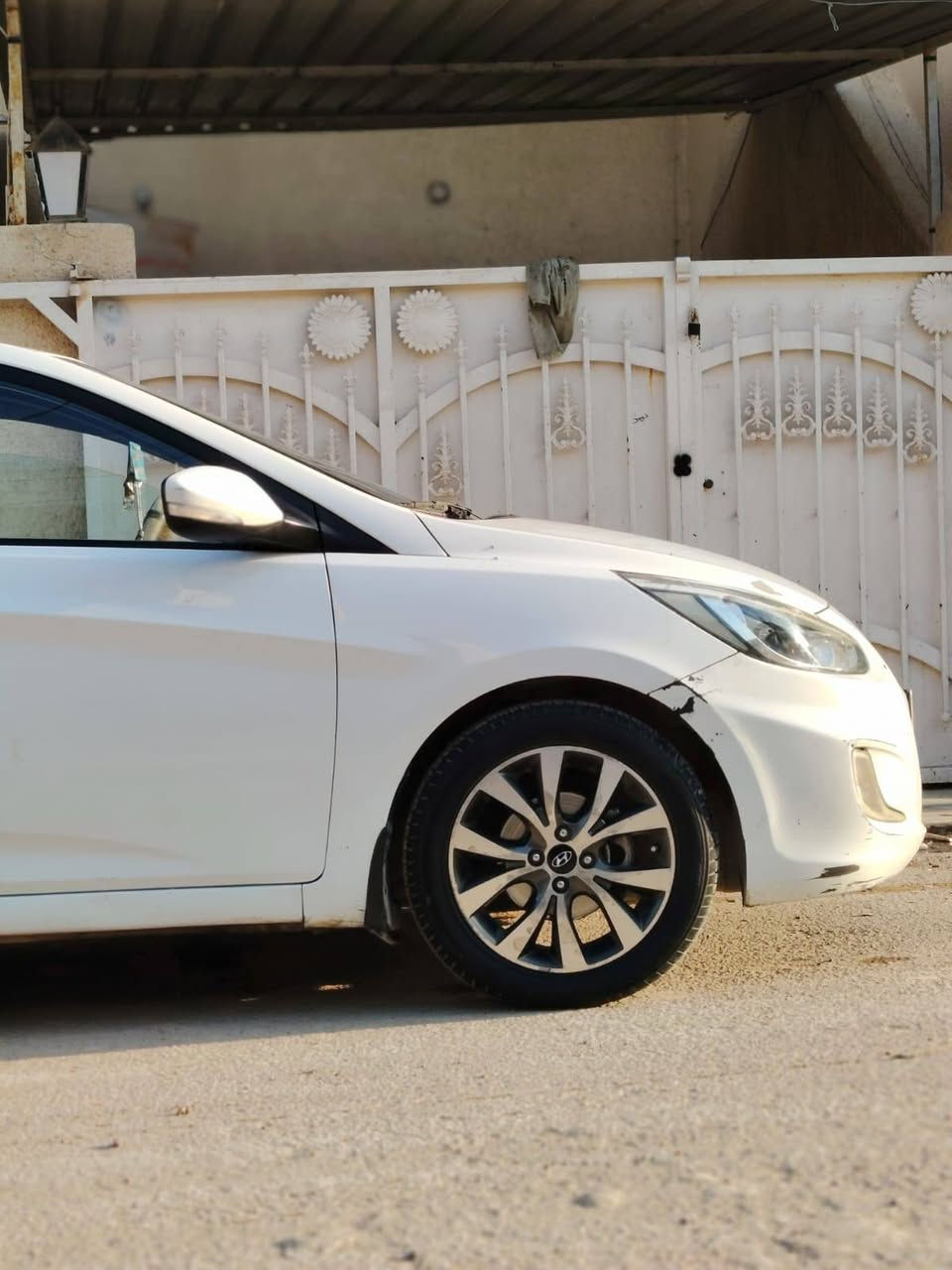 للبيع
اكسنت 2015 خليج
فول مواصفات 
سلايت 
شاشة كبيرة
تحكمات ستيرن
قطعتين صبغ جاملغ خلفي وصندوك
رقم بغداد 
تحويل ثاني يوم
السعر 115 وبيها مجال 
العنوان بغداد
***********
