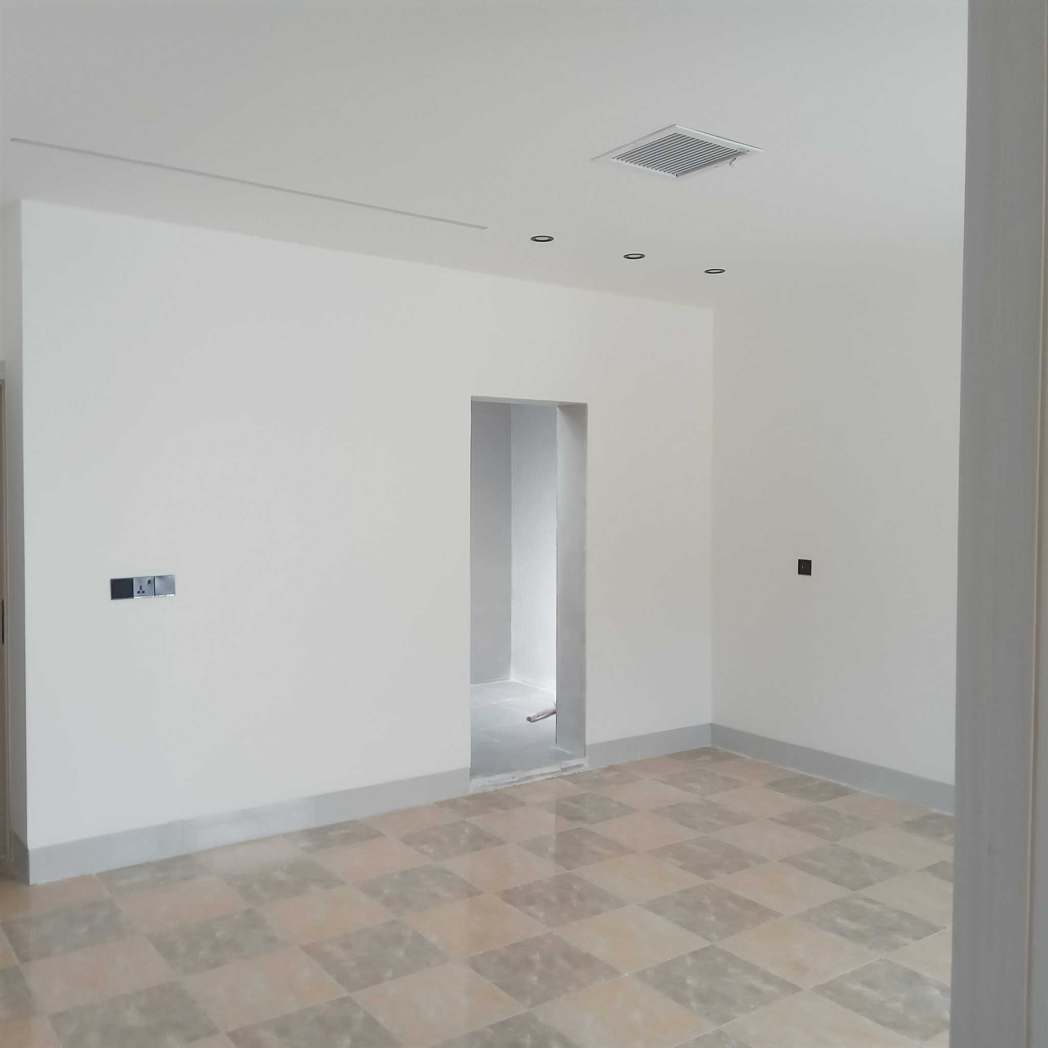 ئەم خانووە بۆ فرۆشتن لە بەکرەجۆ
ڕووبەری خانووەکە 180 مەتری تاپۆیە
ڕووی ڕۆژهەڵاتە
خانوەکە پێکهاتووە لە دوو ژووری نوستن و میوان و مەتبەخ و موساعید وهۆڵ و موشتەمەلات و هەورەبانێک 
خانووەکە دەکتی موبەریدەی بۆ کراوەو سەقفی کنافە
نرخی ئەم خانووە 10 دەفتەر و معامەلەیە
بۆ زانیاری زیاتر پەیوەندی بکەن بە نووسینگەی نوێ بوونەوە ***********
