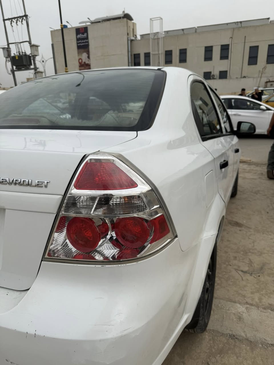 السلام عليكم سياره أفيو للبيع موديل 2014 سياره جاهزه كير ومحرك 1600 مابيها ضربه عنوان ناصريه حي أور موبايل ***********
