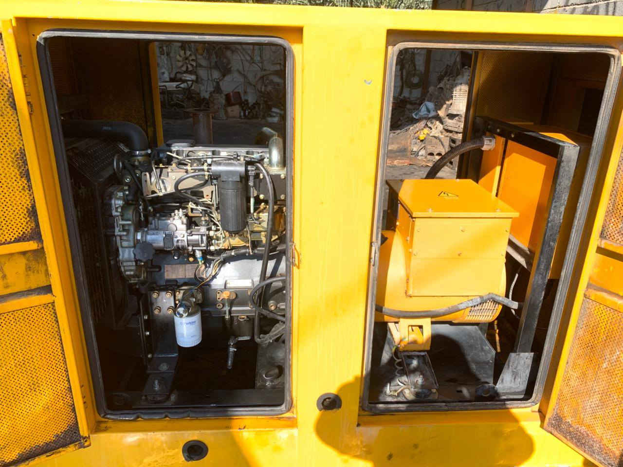 مولد بيركنز ٨٨ كي في٤سلندر كلش نضيف مثل ماموضح بالصور مع رقم التليفون مكاني ديالى... رقمي ***********...
