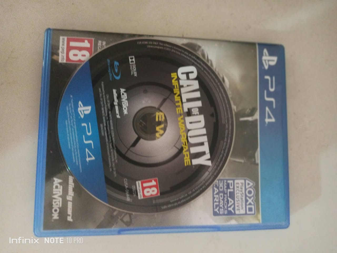 قرص سوني 4
لعبة call of duty infinite warfare 
***********
