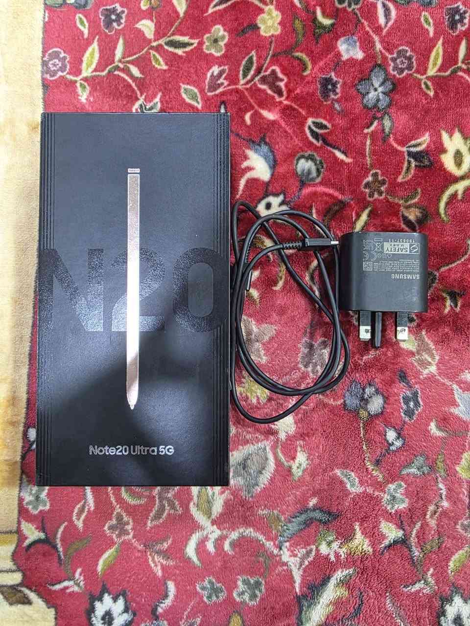 Samsung galaxy Note 20 ultra 
مستخدم نظافة 85% نسخة هونك كونك افضل نسخة خطين
مع كامل الملحقات الأصلية 
كارتون مطابق + شاحنة أصلية + كيبل
المواصفات 
المعالج: Qualcomm Snapdragon 865 Plus 7nm 
التخزين / 256 جيجا بايت 
الرام: 12 جيجا رام
الكاميرا: خلفية ثلاثية 108+12+12 م.ب. / امامية 10 م.ب.
الشاشة: 6.9 بوصة بدقة QHD+ ب
البطارية: 4500 مللي أمبير
الجهاز مكفول من التصليح او التبديل فقط نبالة القلم واكعة والقلم يشتغل السعر ٤٠٠ الف مكاني بغداد البلديات


**إذا كنت صاحب هذا الإعلان وتريد حذفه لأي سبب، رجاءا أرسل رسالة إلى الدعم الفني**