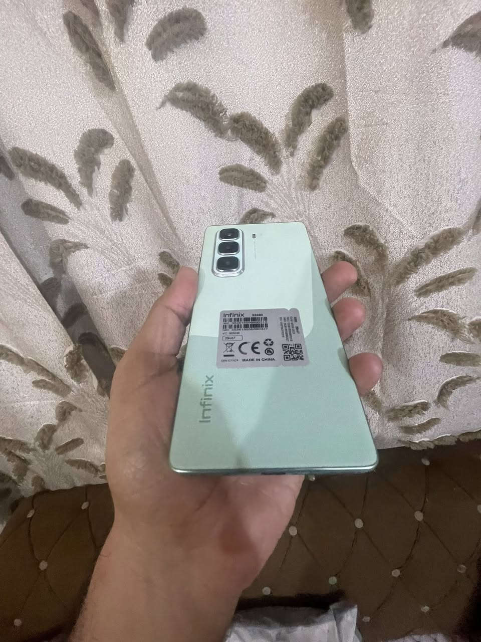 انفنكس هوت ٥٠ برو بلاس
ذاكره ٢٥٦
رام ٨+٨
بطاريه ٥٠٠٠ تدعم الشحن السريع
أندرويد ١٥
شاشه منحنيه وبصمه بالشاشه
الظهر جلد لون مميز
الجهاز مكفول من كلشي 
بدون ملحقات
للبيع أو مراوس السعر ١٧٠
مكاني بغداد الشعلة


**إذا كنت صاحب هذا الإعلان وتريد حذفه لأي سبب، رجاءا أرسل رسالة إلى الدعم الفني**