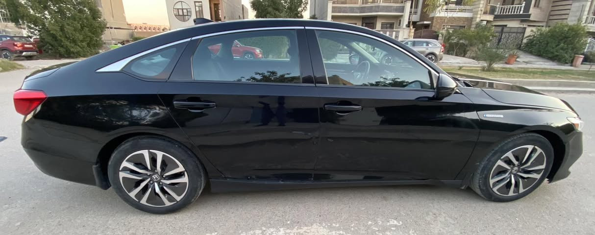 للبيع هوندا اكورد هايبرد موديل 2022 ماشية اقل 50 الف ميل صور حادثها مرفق بالصور ومواصفاتها معروفة مكاني بغداد القادسية سعرها 145


**إذا كنت صاحب هذا الإعلان وتريد حذفه لأي سبب، رجاءا أرسل رسالة إلى الدعم الفني**