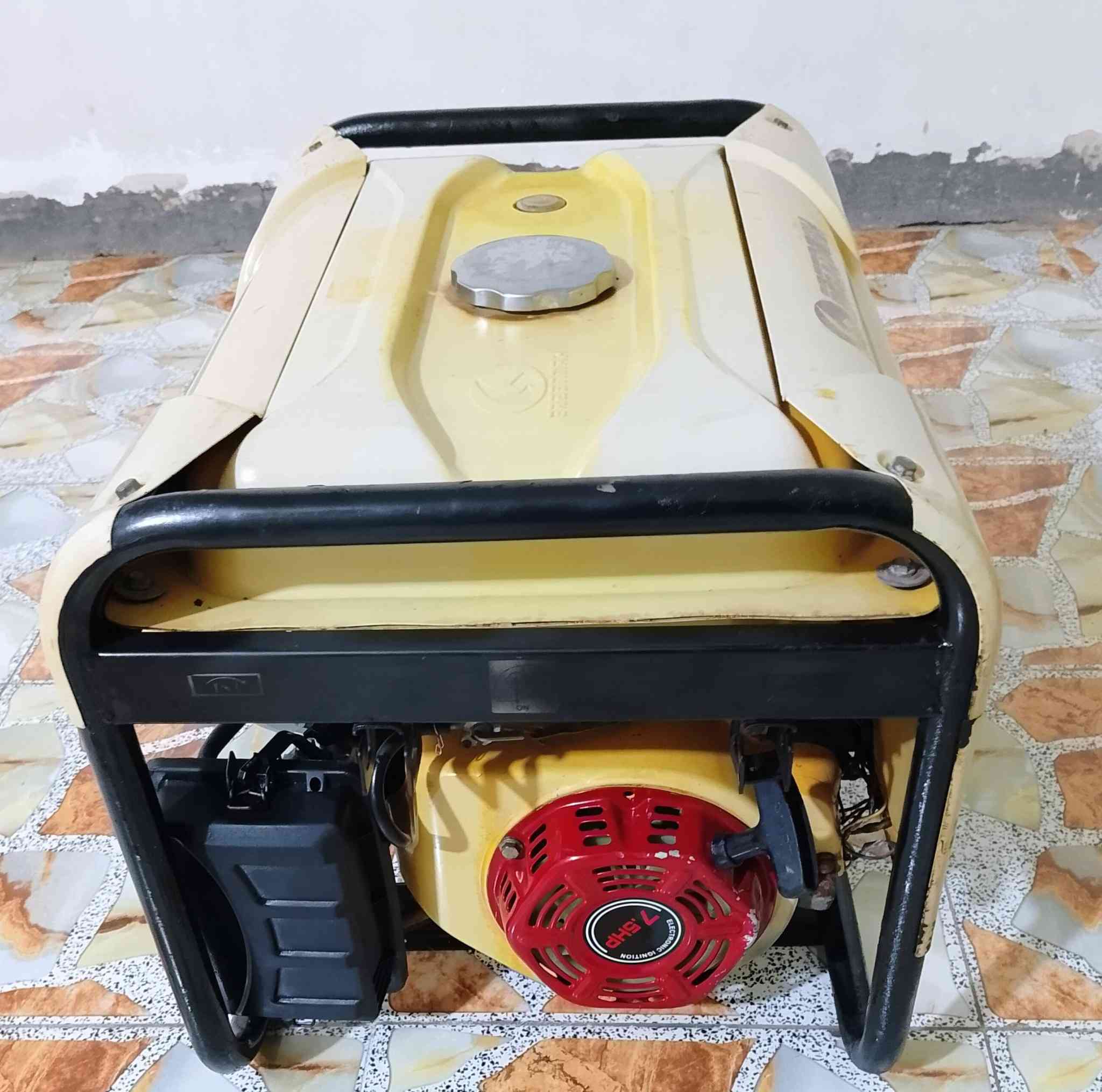 السلام عليكم مولد اجراين ماكس 3 كيفي 12 امبير ملف نحاس مولد نظيفه سلف وحبل شغال نقصه بس باتري صوته جدا هادئ ما داخله تصليح على الفحص اقتصاديه بالصرف سعره 165 الهاتف ☎️*********** بي واتساب شراي يتصل مكاني بغداد قرب مجمع بسمايه يوجد خدمه توصيل داخل بغداد فقط
