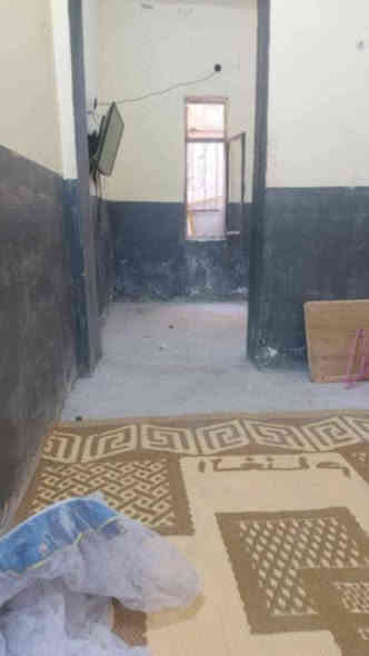 بيت ايجار نصر ميلاد قرب اسواق الطائي قريب على جامع ام الائمه 50 متر ارضيته صبابه وهاي صوره بالمنشور ايجاره 150 غرفه وصاله ومطبخ وصحيات***********
