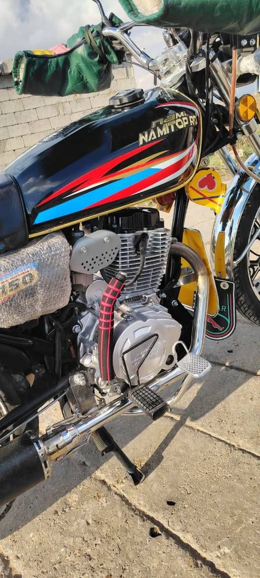 يا اللّـہ بسم لله الرحمن الرحيم دراجه ...🔴للبــيــع مستعجل . رقمي ***********
2025 لوك بلباكيت طالع اسبوعين ماشي 9 مكاني خانقين قولاي اوراق كامل كهربائيات شرط هيه بعد صفر 🔴🔴السعر 825 وبي مجال قليل اللون المميز محرك 150cc تشبه الـ 200 الاصدار الجديد
