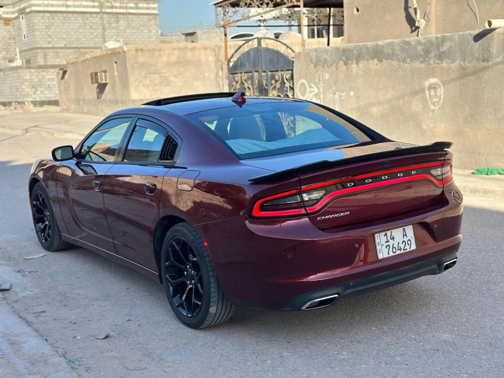 جارجر 2017اصل sxT وارد امريكي  فول مابيه نقص مواصفات 
فتحه سقف
تشغيل عن بعد
خزن في الابواب
مانع انزلاق
تدفئه تبريد مامي خلفي 
كير طياره وبعد بيه هواي مواصفات
سياره بسمي تحول ثاني يوم رقم الجديد دولي سنويه 2030 تقرير سرقه كشنات بيه باب بدل بدون صبغ ونفس الباب بي شخط مكحل سعر 199رقم ***********مكانب بصره ابو الخصيب البصرة, العراق
